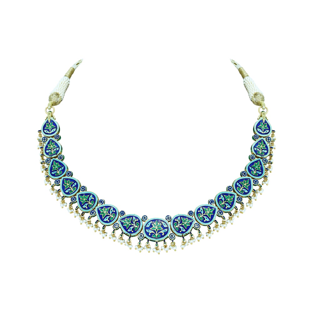 Pear-Shaped Polki Necklace with Gold Detailing and Pearls
